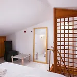 Pyrgos *