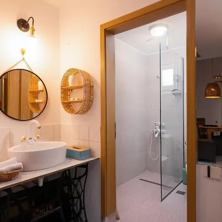Pyrgos Apartment