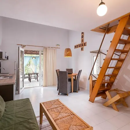 Apartment Pyrgos *