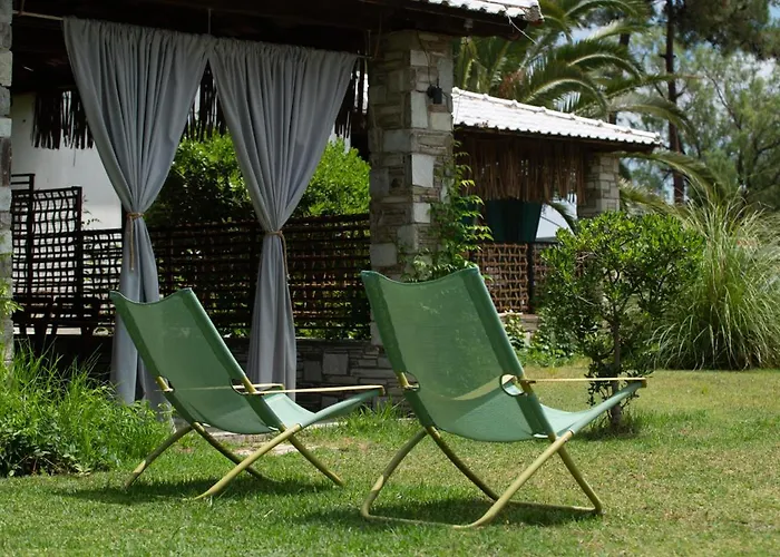 Pyrgos * Ormos Panagias